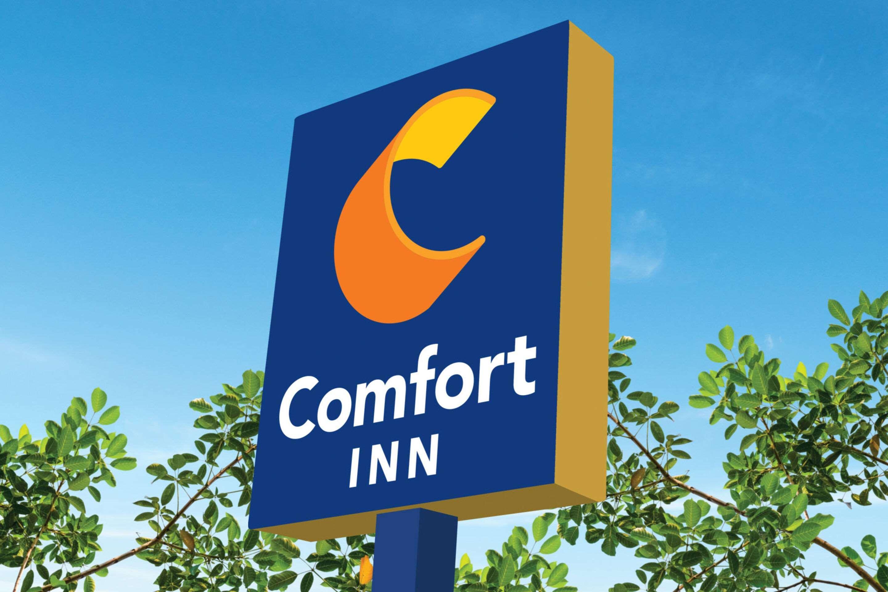 Comfort Inn Detroit - Troy Clawson Экстерьер фото