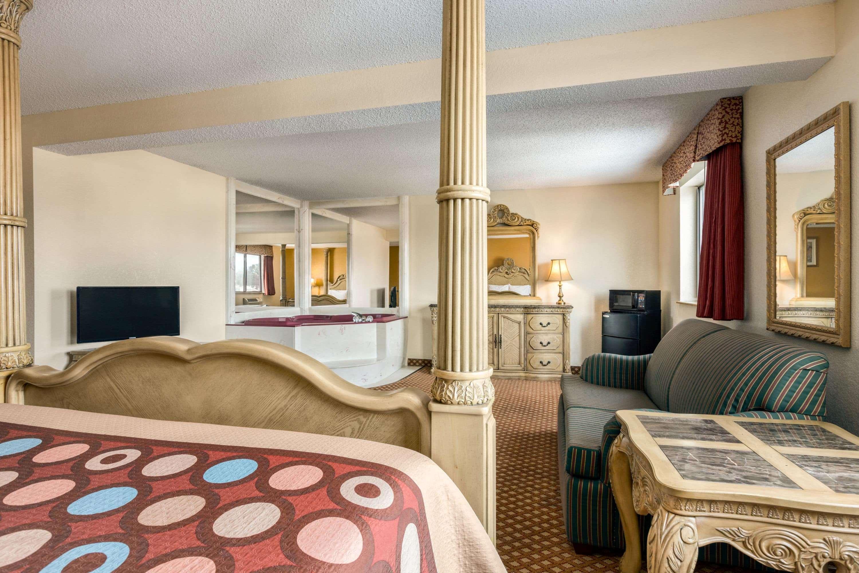 Comfort Inn Detroit - Troy Clawson Экстерьер фото
